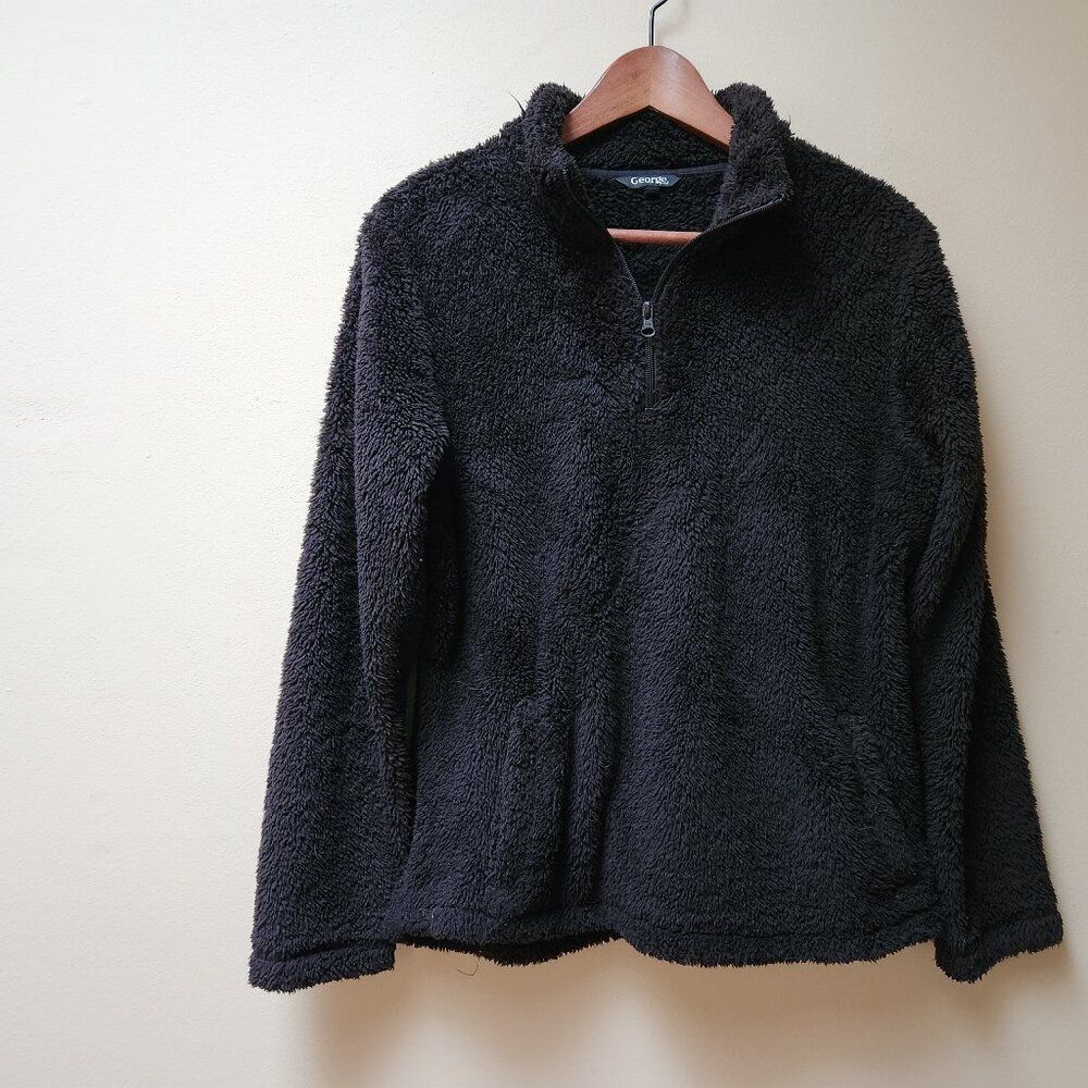 🌻5/$25  George black fuzzy sweater / M